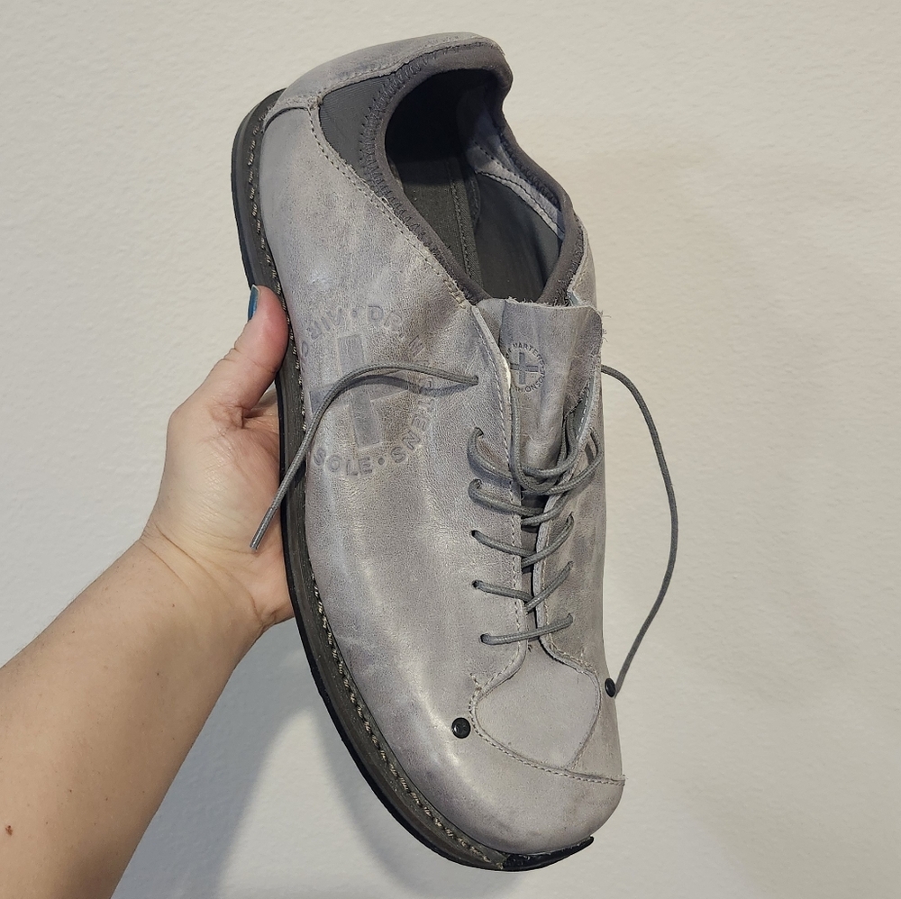 NEW Dr Marten gray LEATHER Sz 12 Mens